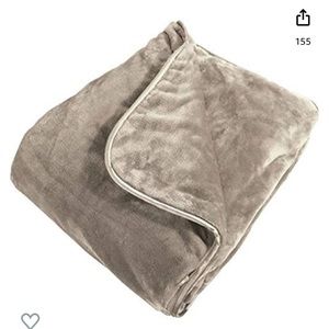 taupe Brookstone nap blanket - king